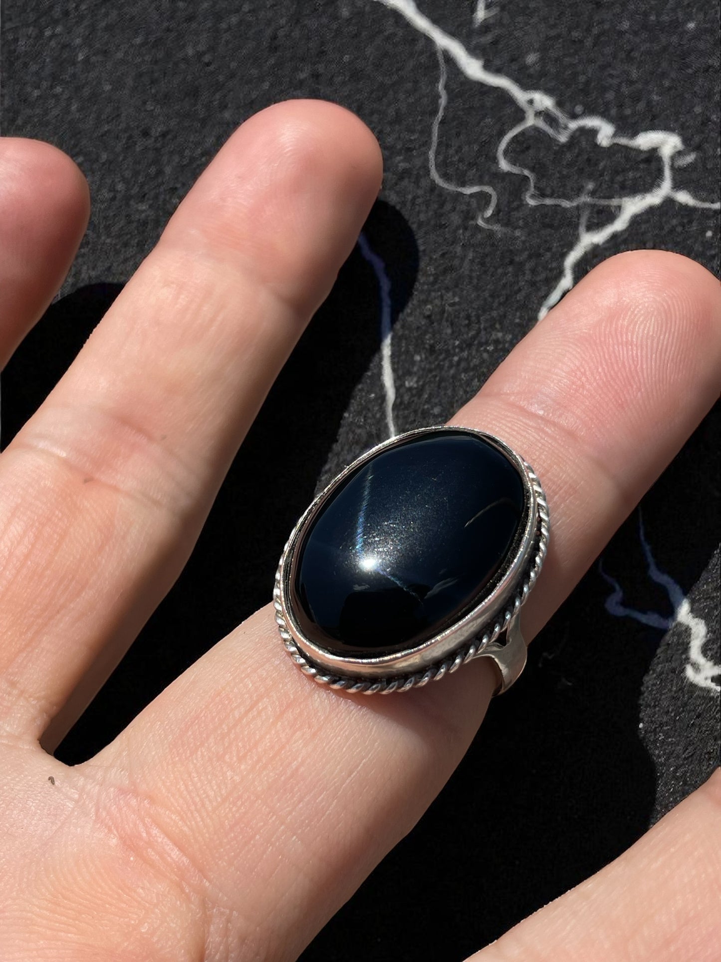 Anillo en Plata con Piedra de Ónix