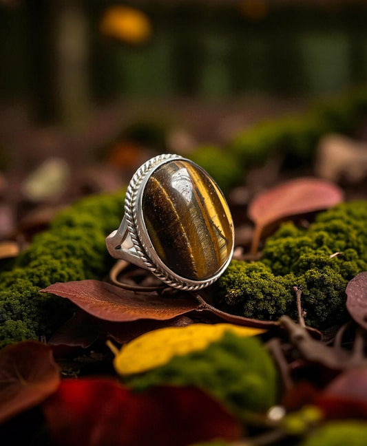 Anillo en Plata con Ojo de tigre