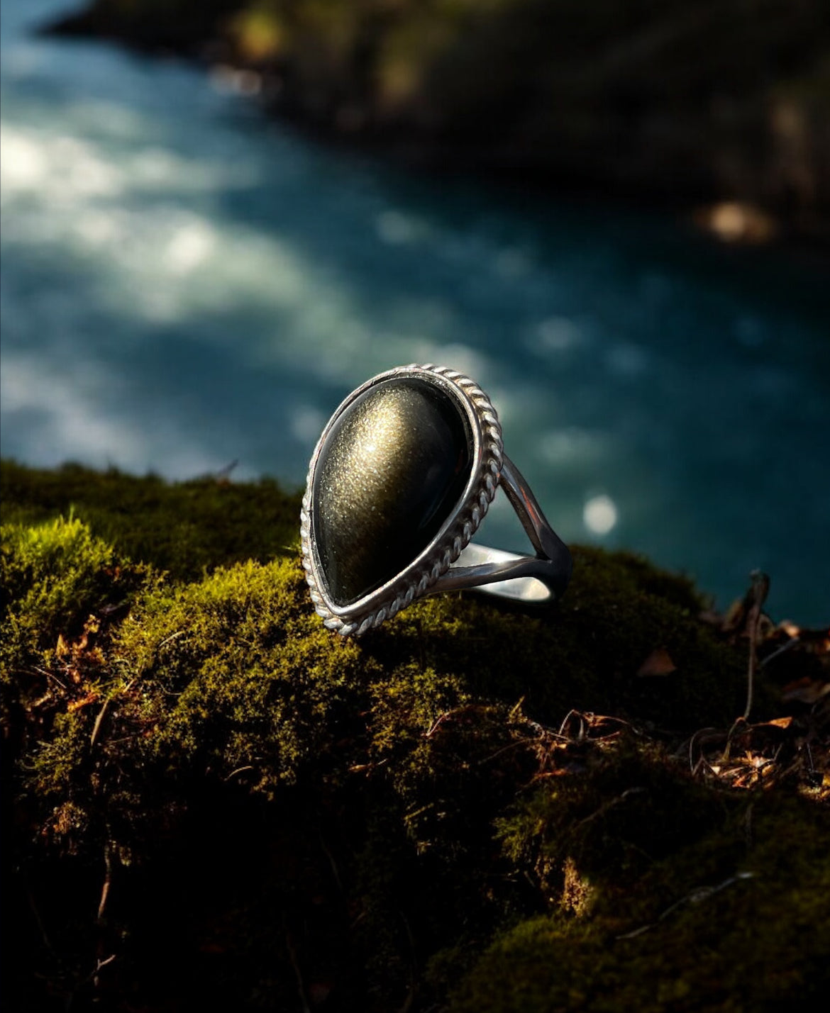 Anillo con Obsidiana Dorada en Plata