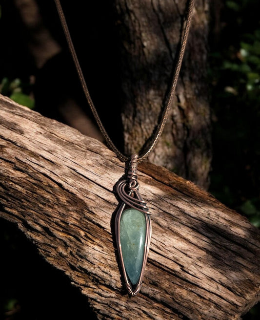 Collar con Aquamarina en Cobre