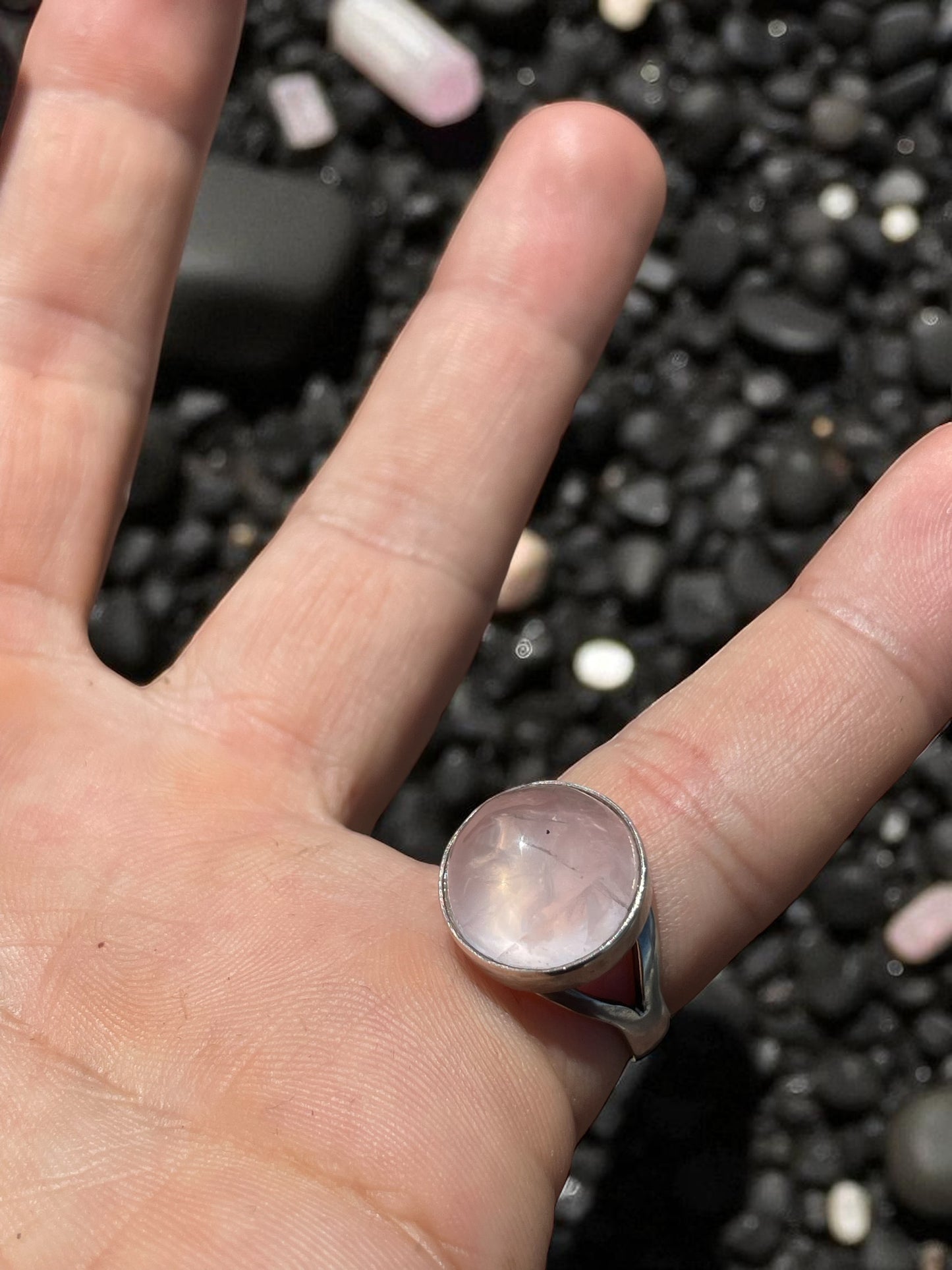 Anillo en Plata con Cuarzo Rosa