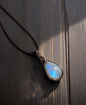 Collar con Piedra Luna en Cobre