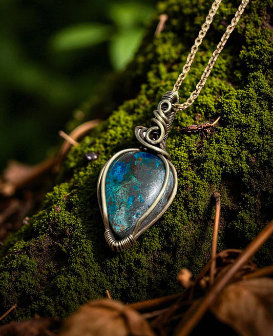 Collar en Bronce con Crisocola