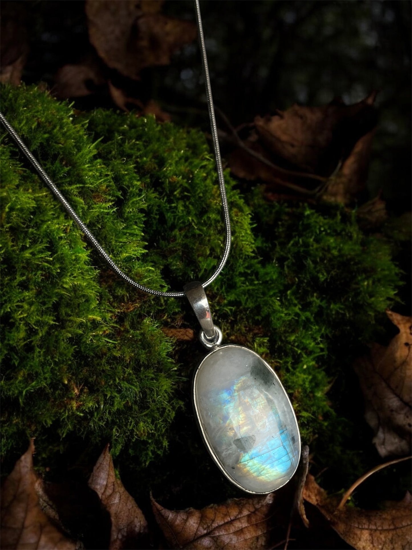 Collar con Piedra Luna en plata