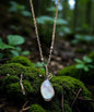 Collar con Piedra Luna