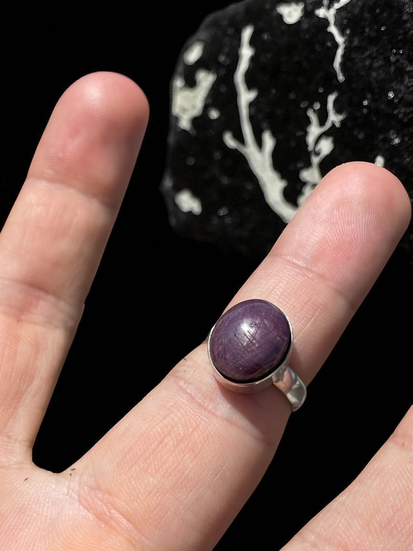 Anillo en Plata con Rubí Estrella