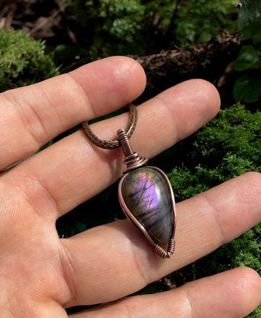 Collar con Labradorita Púrpura