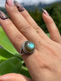 Anillo con Labradorita en plata